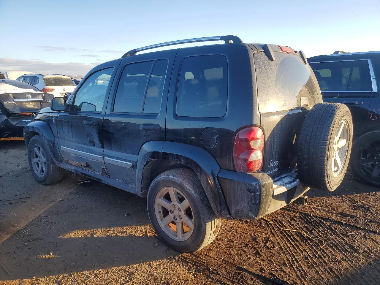 2005 JEEP LIBERTY LIMITED photo 4