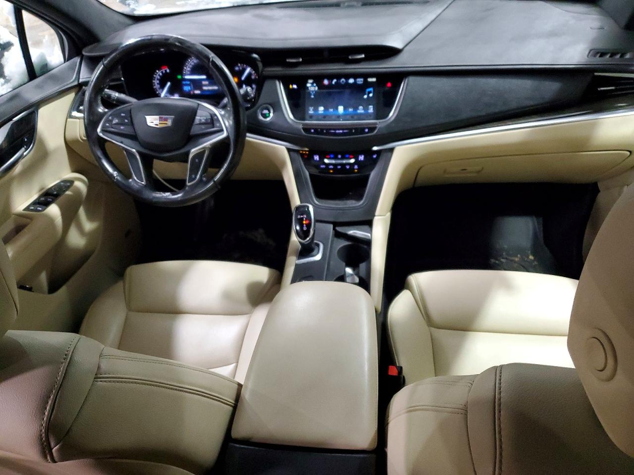 2018 CADILLAC XT5 photo 15