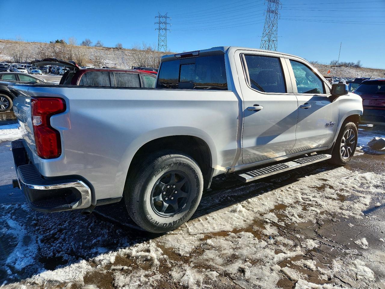 2020 CHEVROLET SILVERADO C1500 LT photo 3