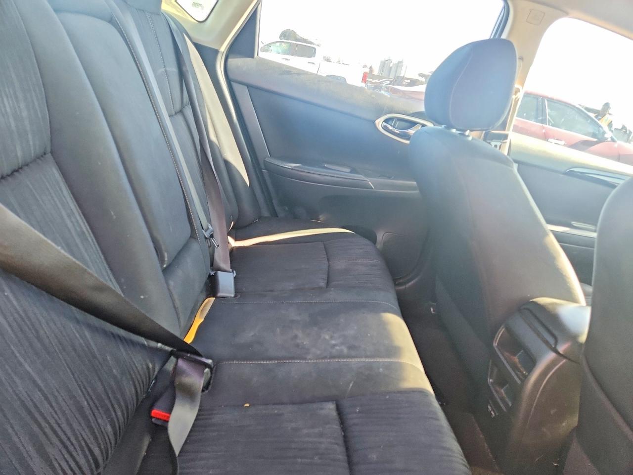 2018 NISSAN SENTRA S photo 28