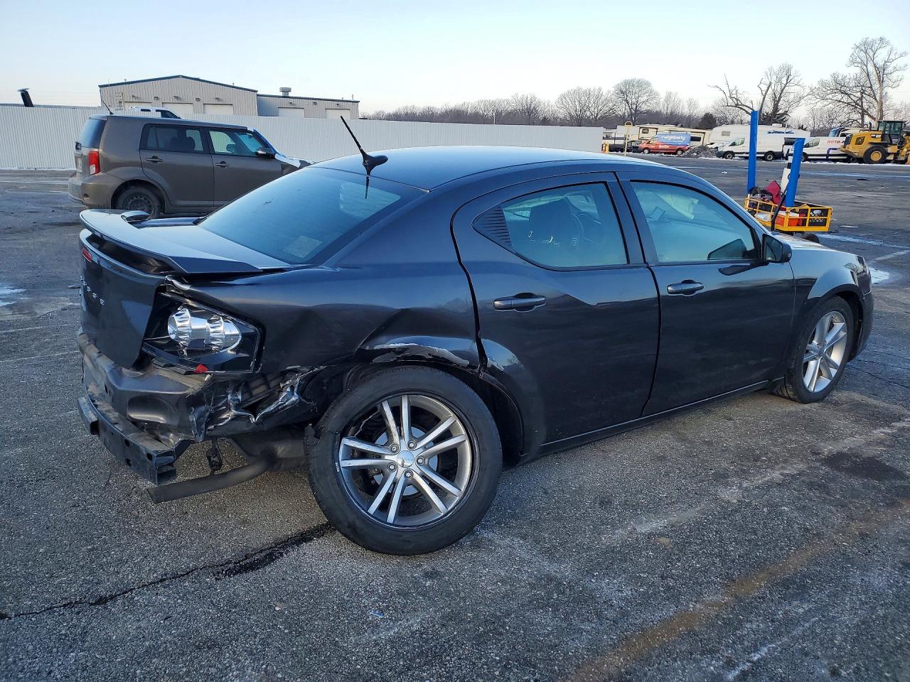 2014 DODGE AVENGER SE photo 5
