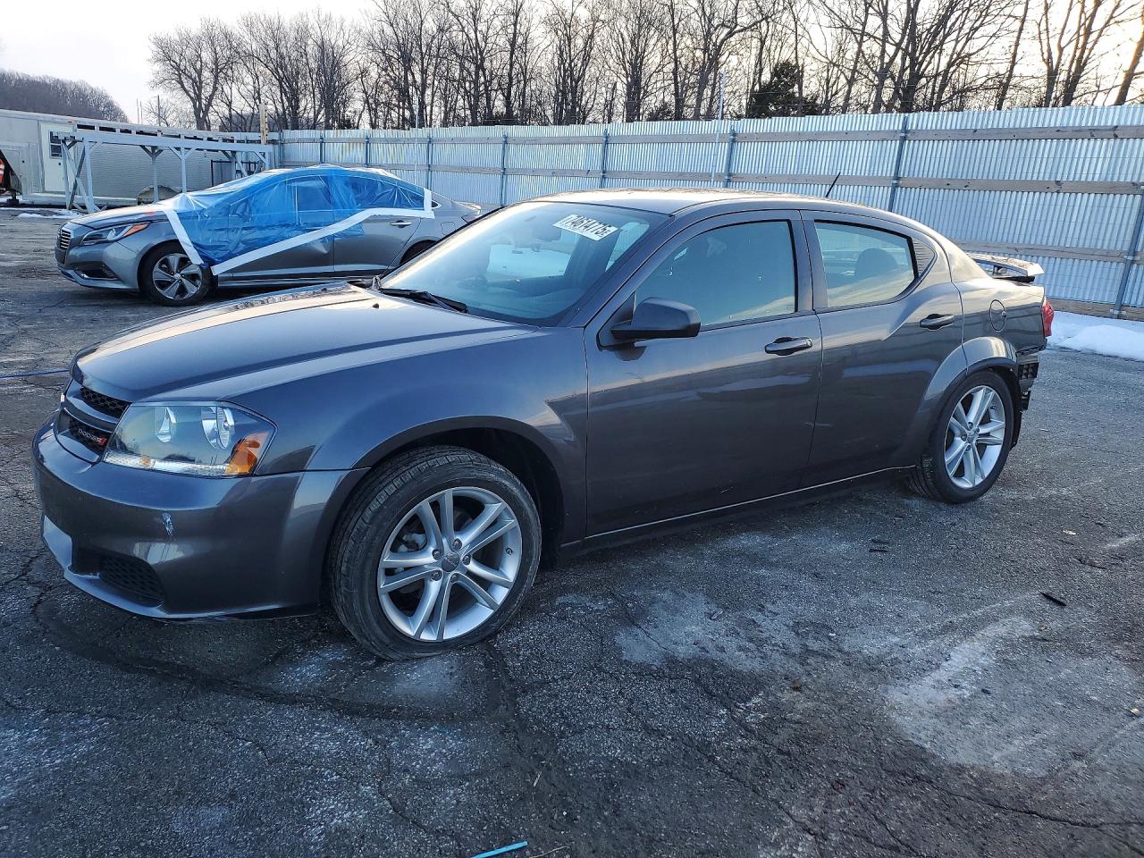 2014 DODGE AVENGER