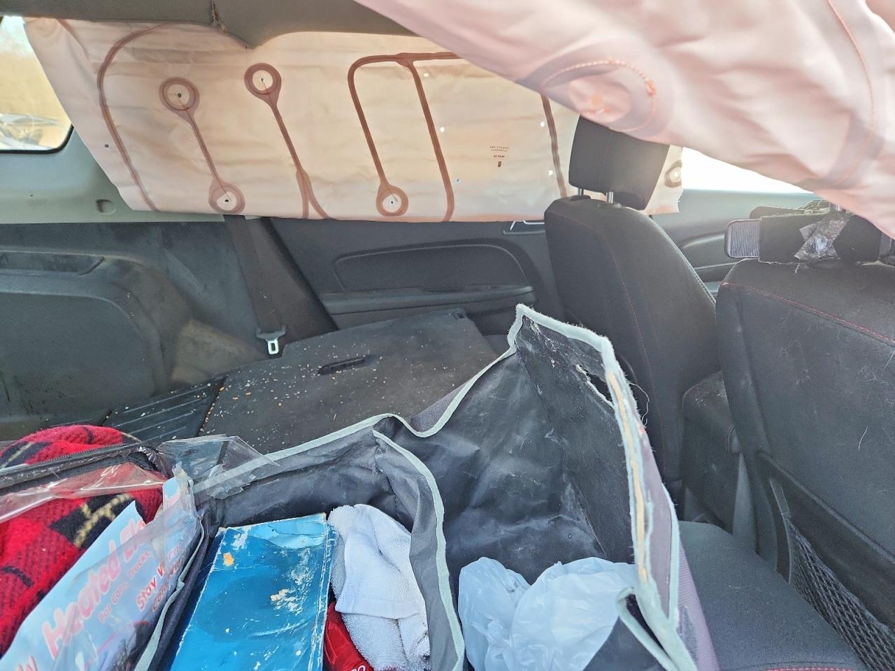 2011 GMC TERRAIN SLE photo 11