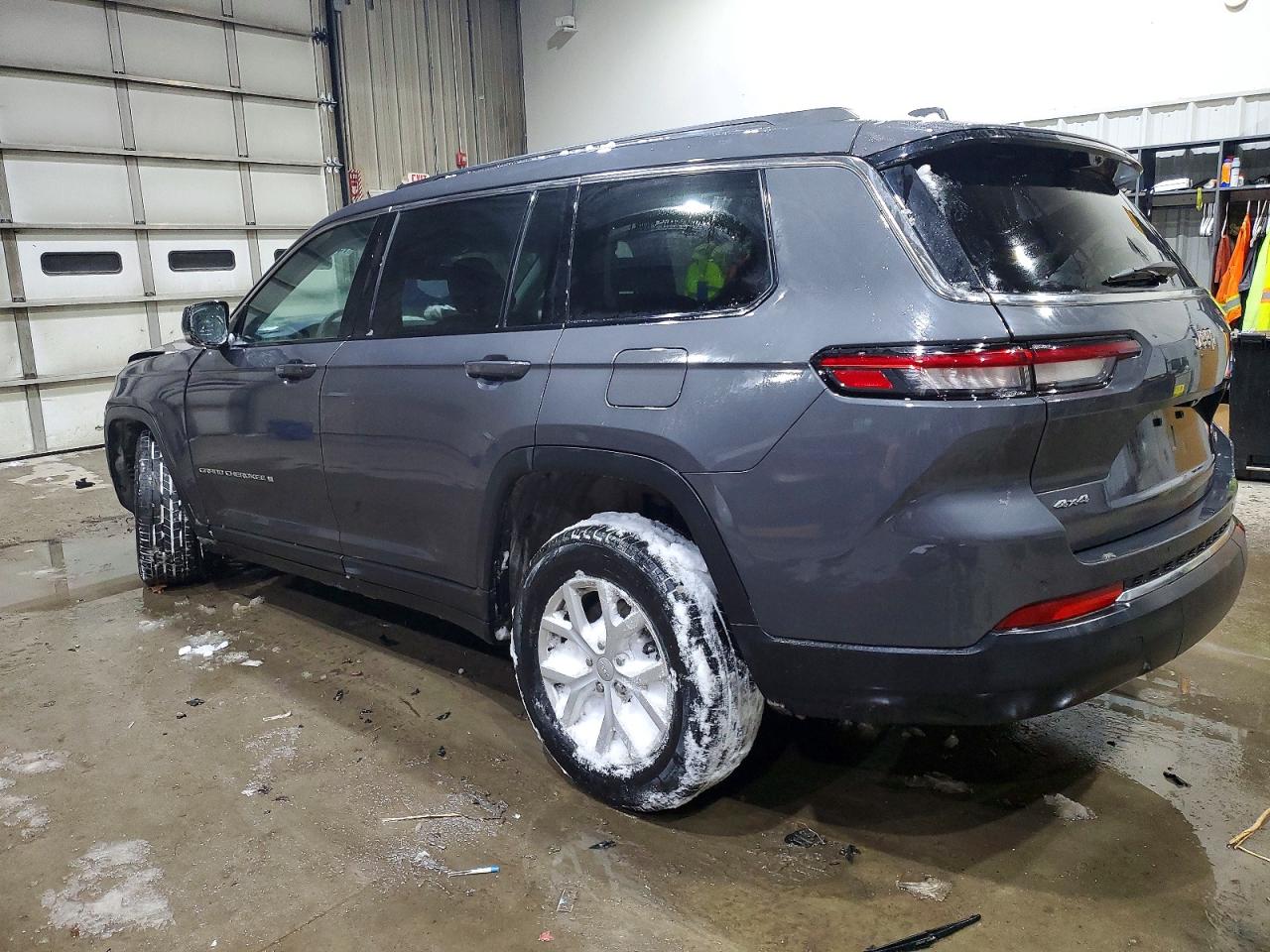 2024 JEEP GRAND CHEROKEE L LIMITED photo 3