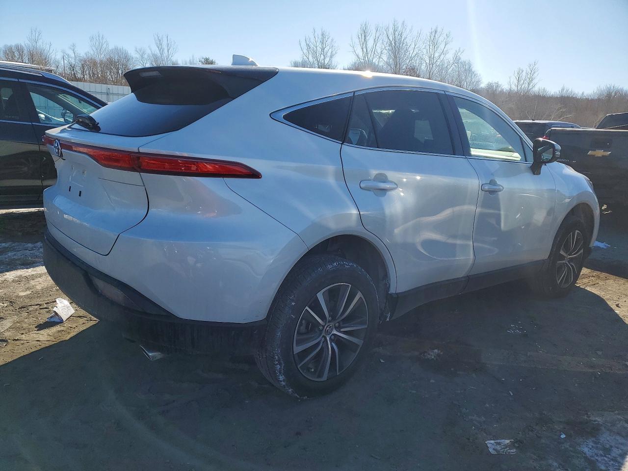 2023 TOYOTA VENZA LE photo 7