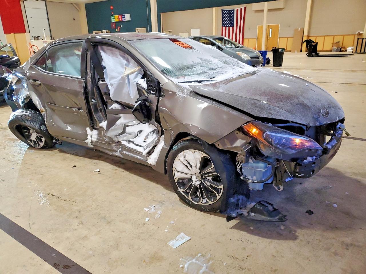 2017 TOYOTA COROLLA L photo 7