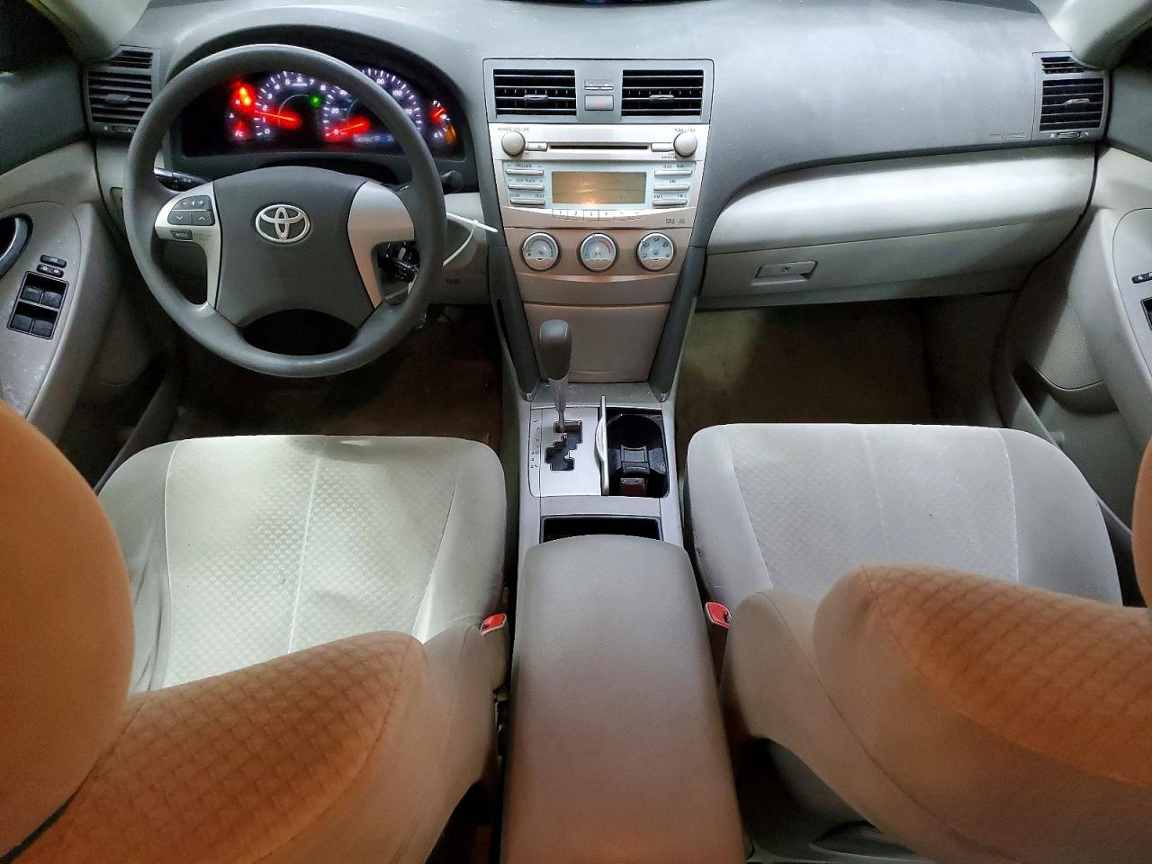 2009 TOYOTA CAMRY LE photo 15