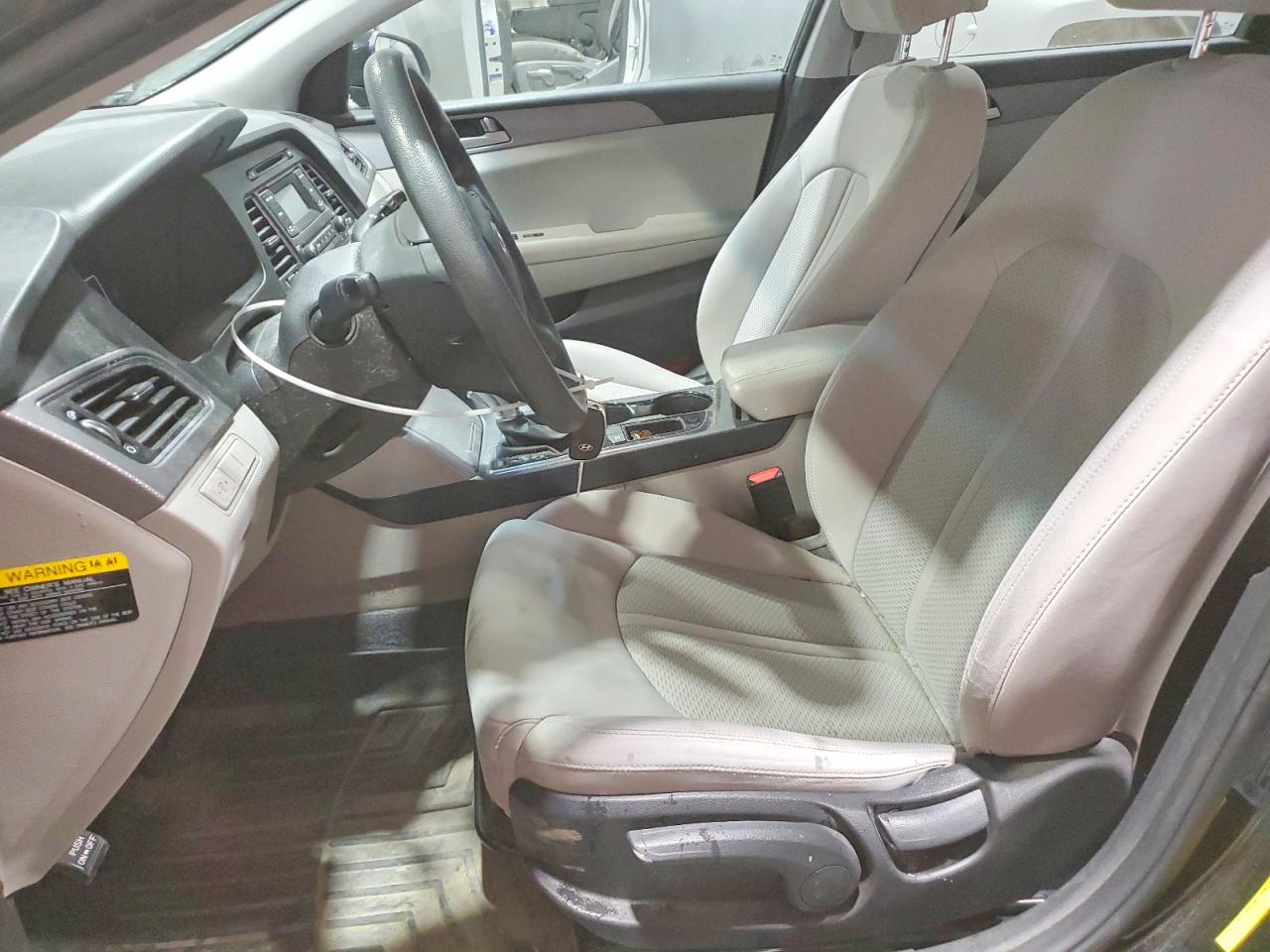 2017 HYUNDAI SONATA SE photo 7