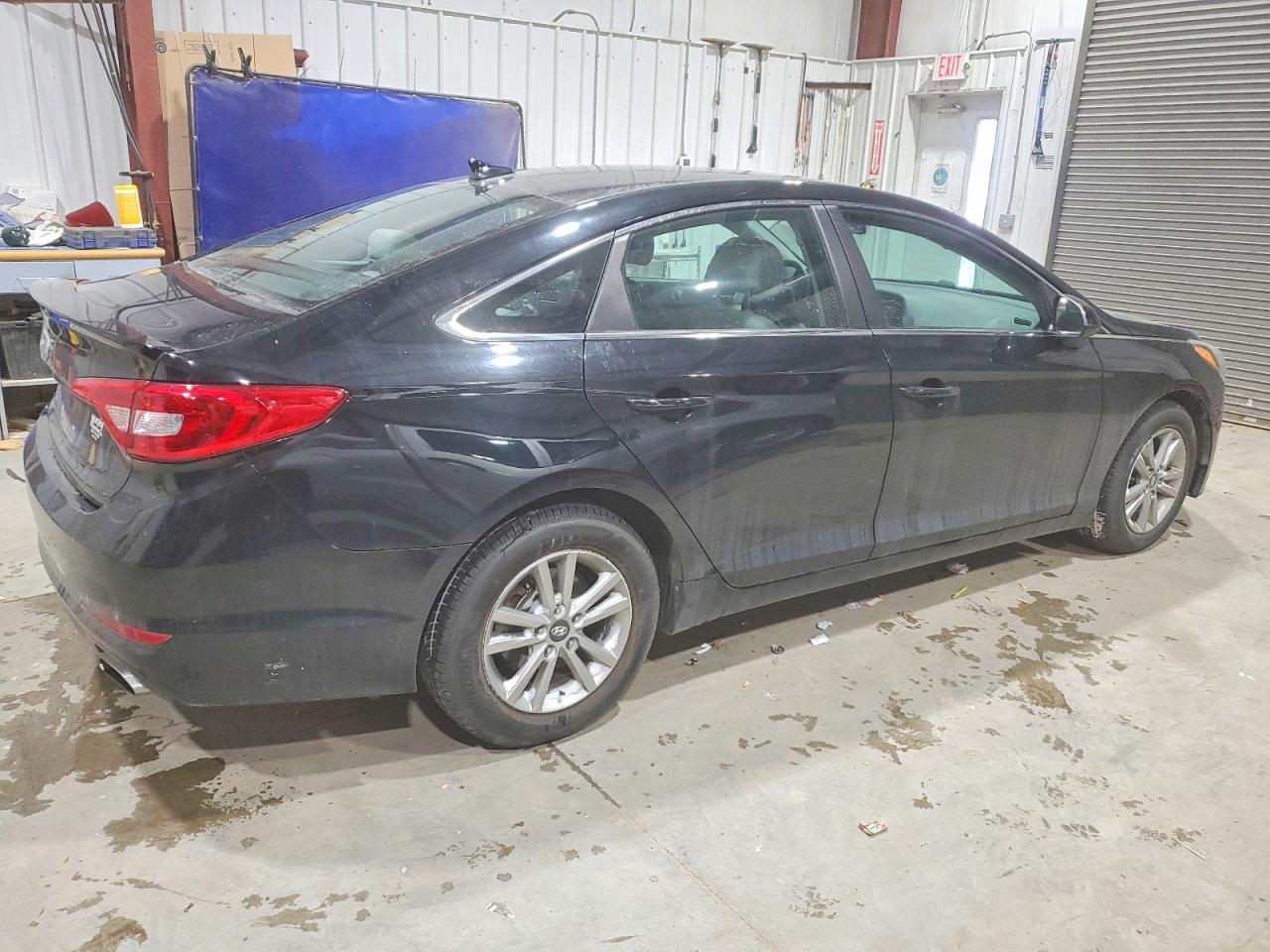 2017 HYUNDAI SONATA SE photo 3