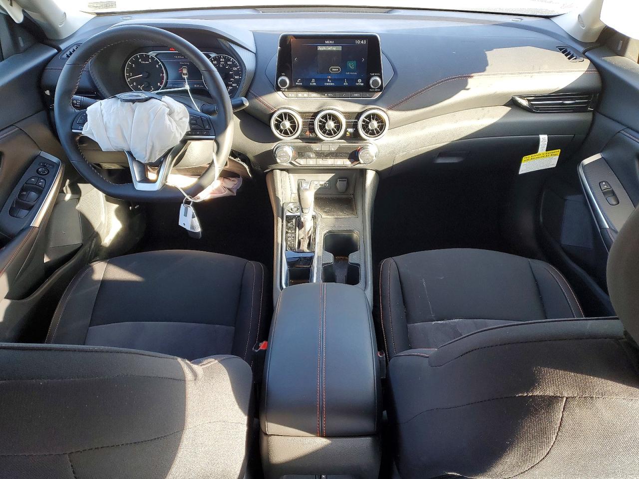 2025 NISSAN SENTRA SR photo 8