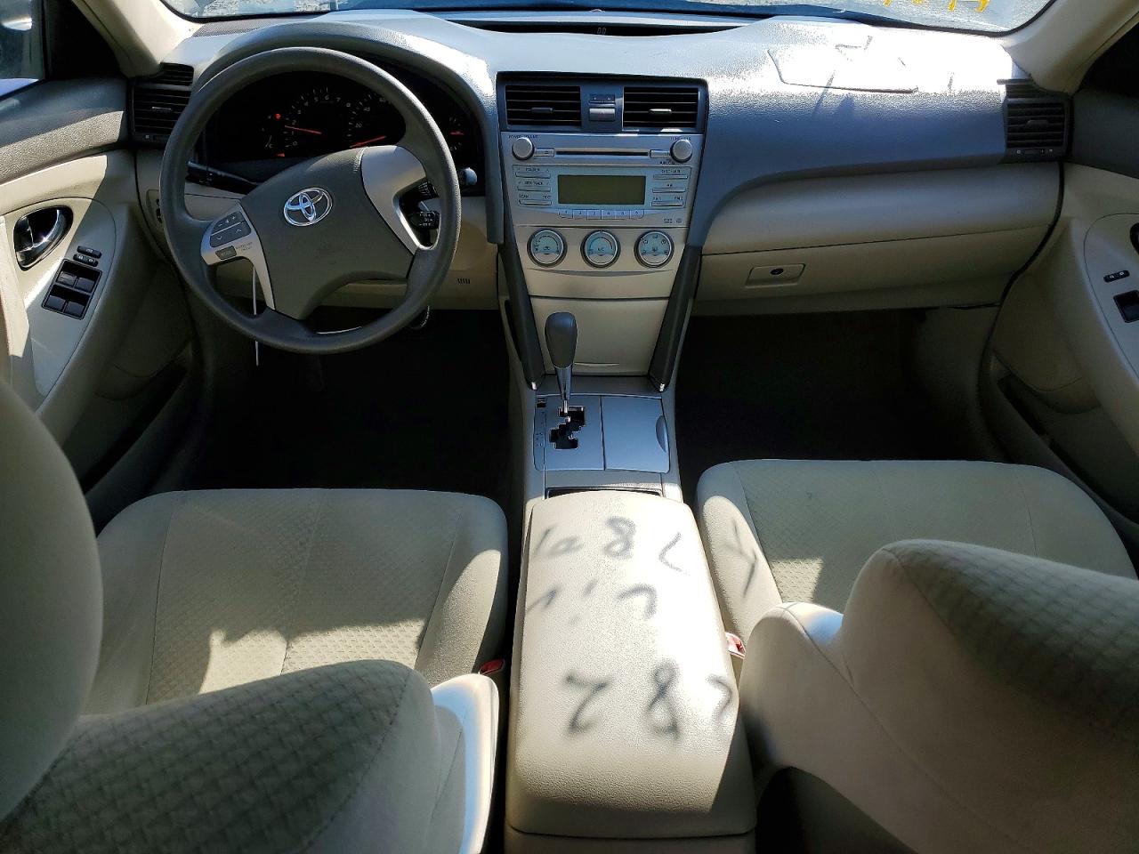 2009 TOYOTA CAMRY BASE photo 8