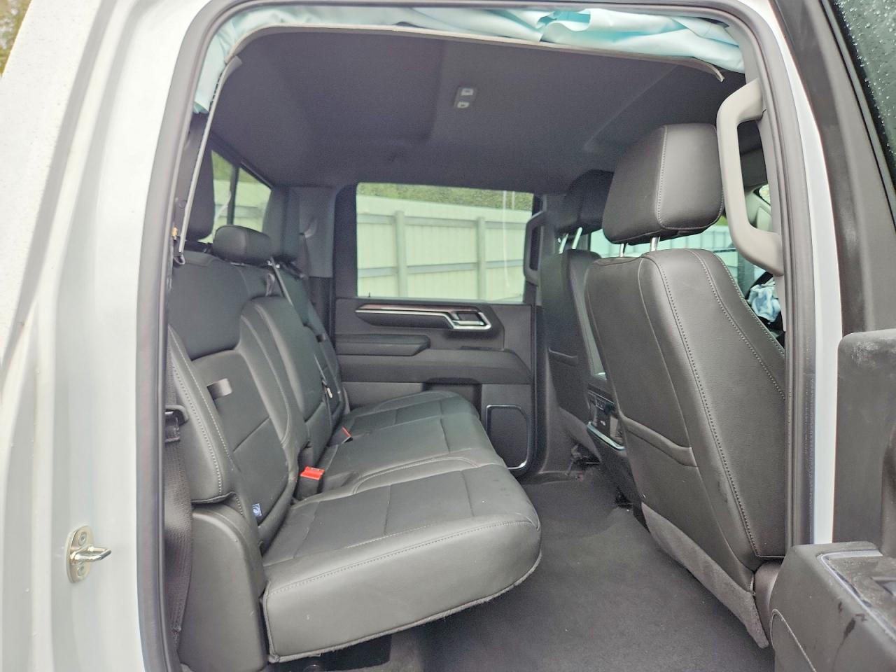 2024 CHEVROLET SILVERADO K3500 LTZ photo 10