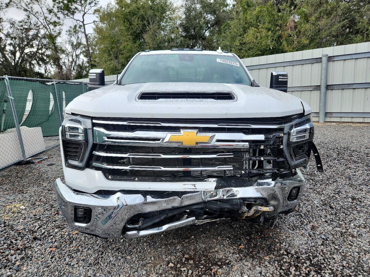 2024 CHEVROLET SILVERADO K3500 LTZ photo 5