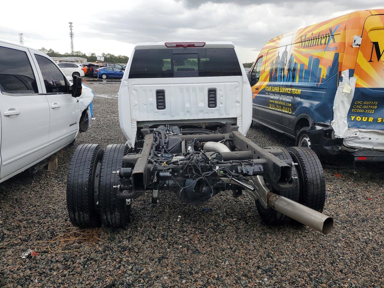 2024 CHEVROLET SILVERADO K3500 LTZ photo 6