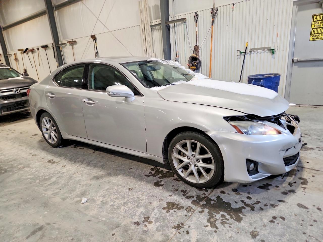 2011 LEXUS IS 250 photo 4