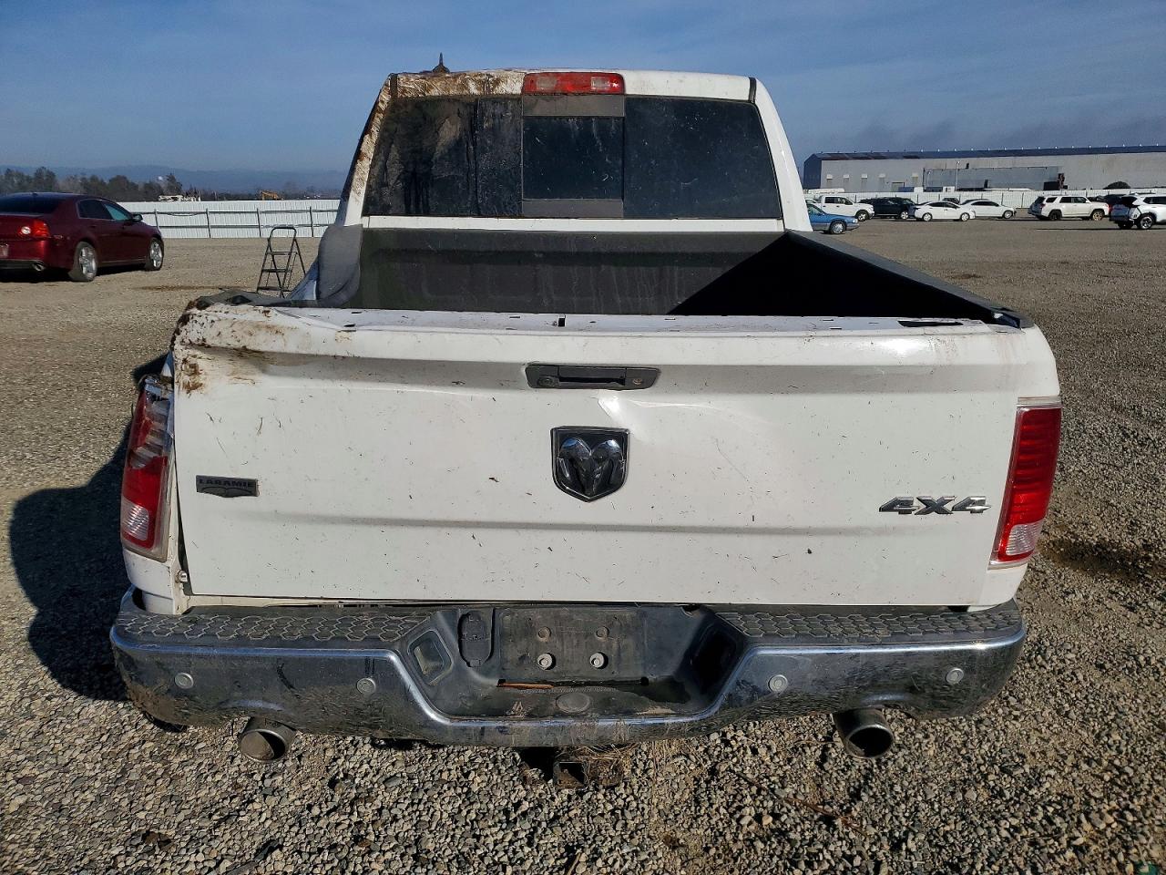 2017 RAM 1500 LARAMIE photo 6