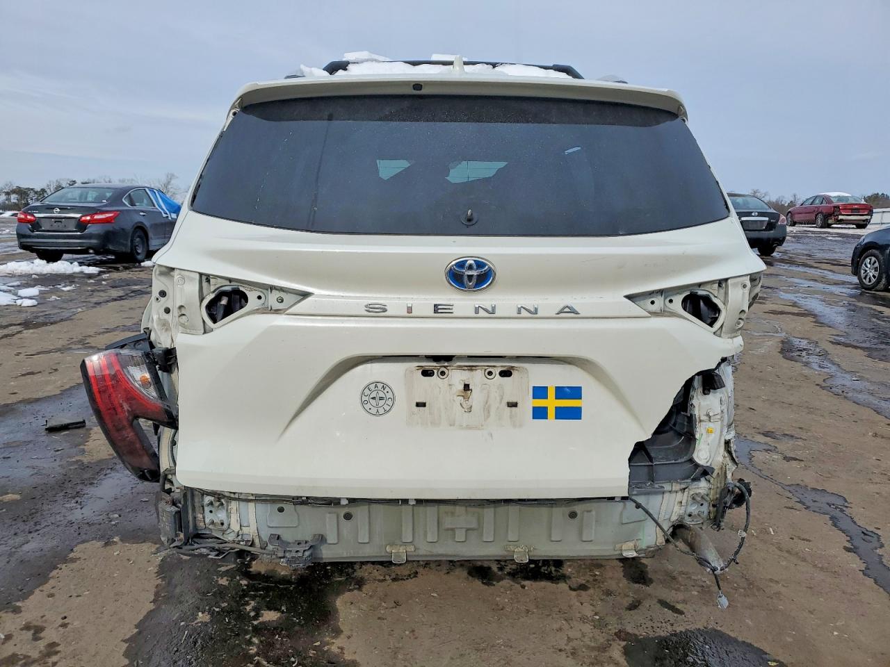 2021 TOYOTA SIENNA LIMITED 7-PASSENGER photo 11