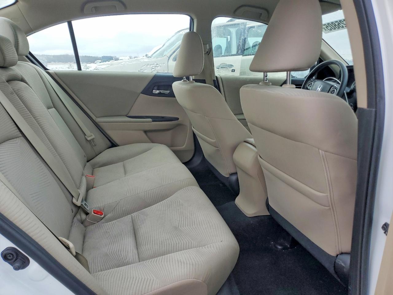 2017 HONDA ACCORD LX photo 10
