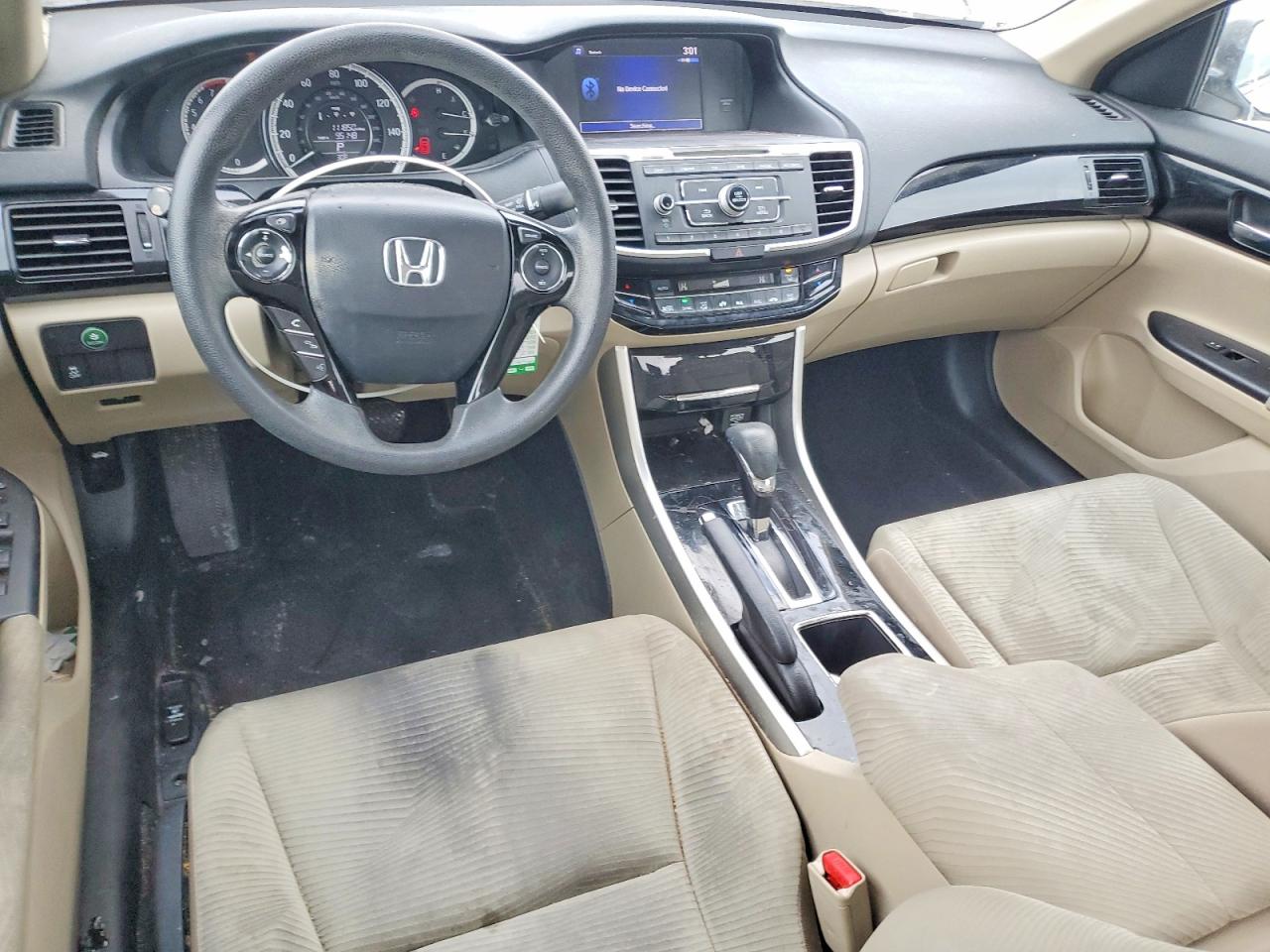 2017 HONDA ACCORD LX photo 8