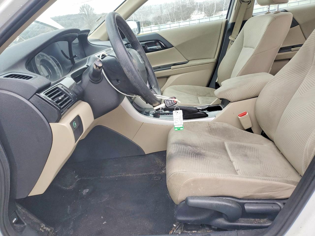 2017 HONDA ACCORD LX photo 7