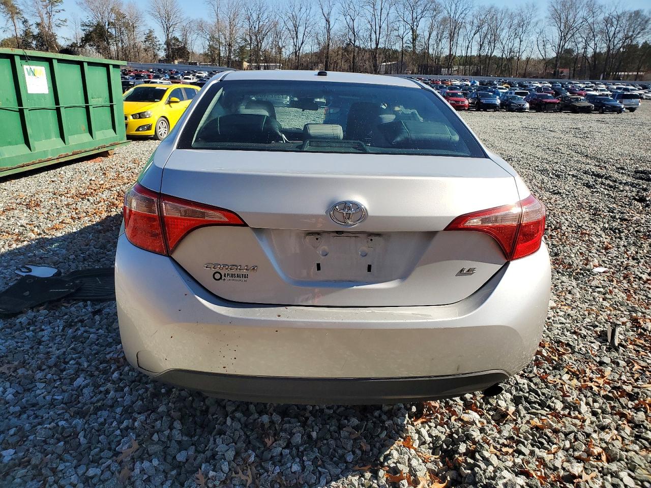 2017 TOYOTA COROLLA L photo 11