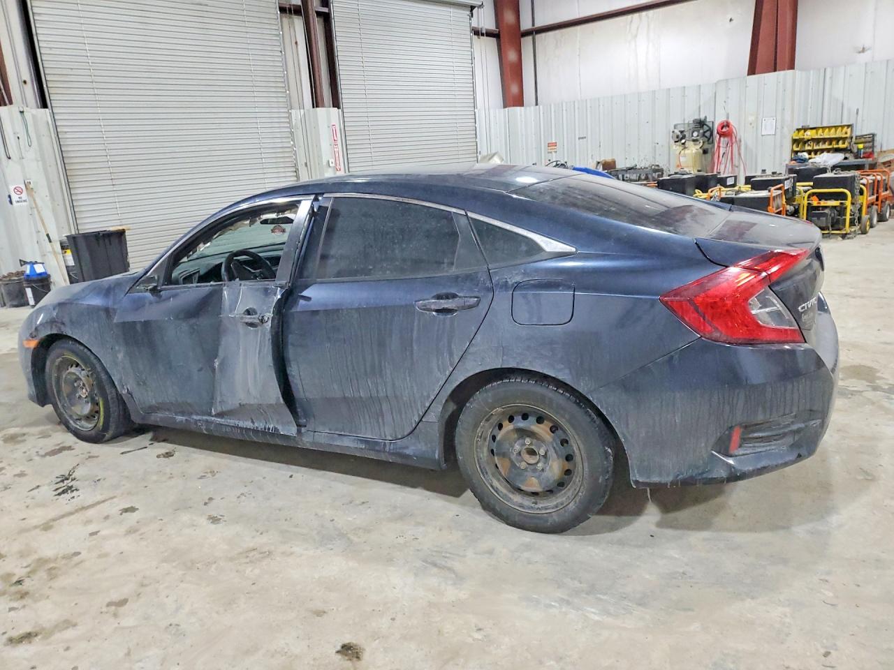 2016 HONDA CIVIC LX photo 2