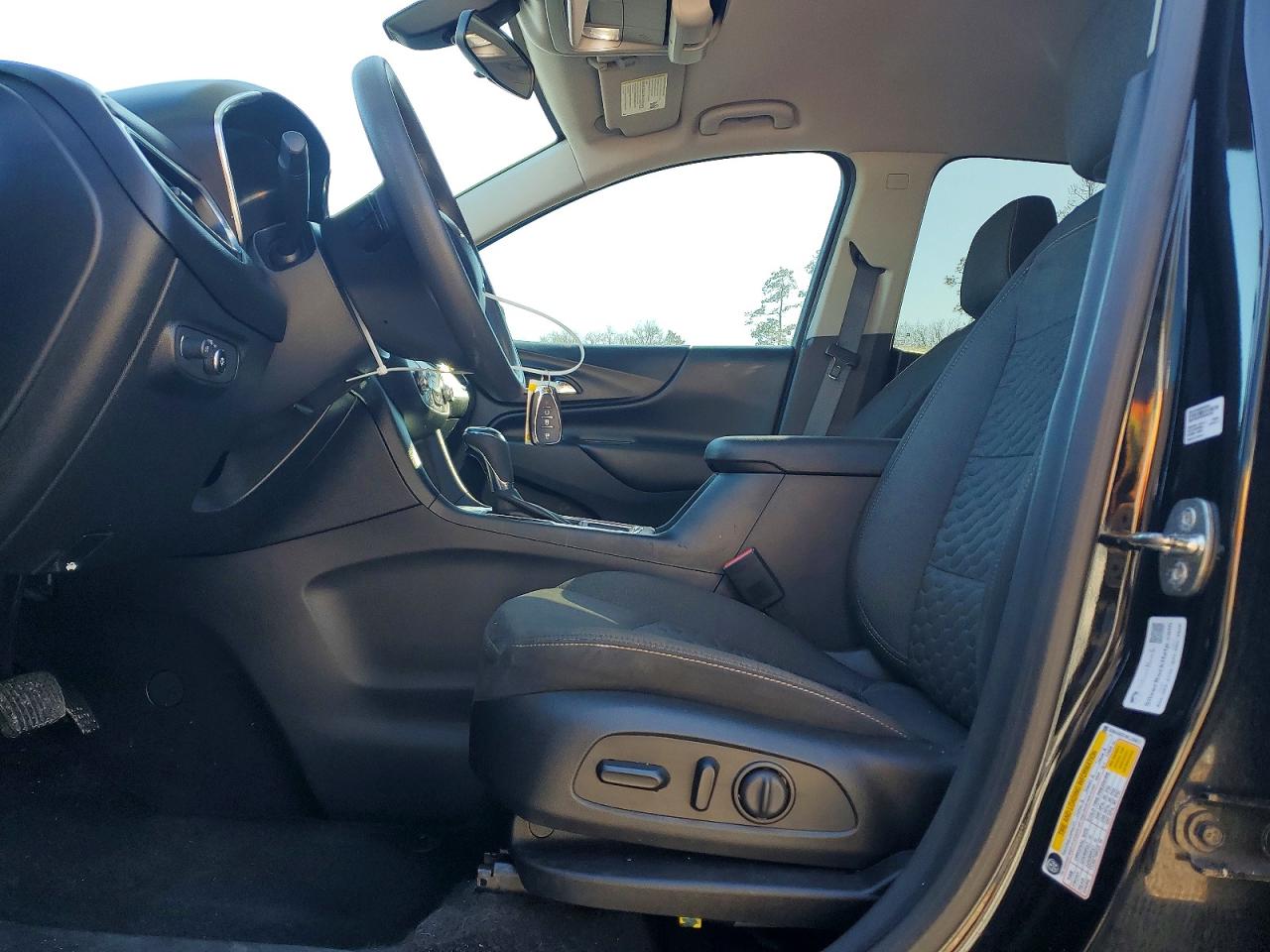 2019 CHEVROLET EQUINOX photo 19