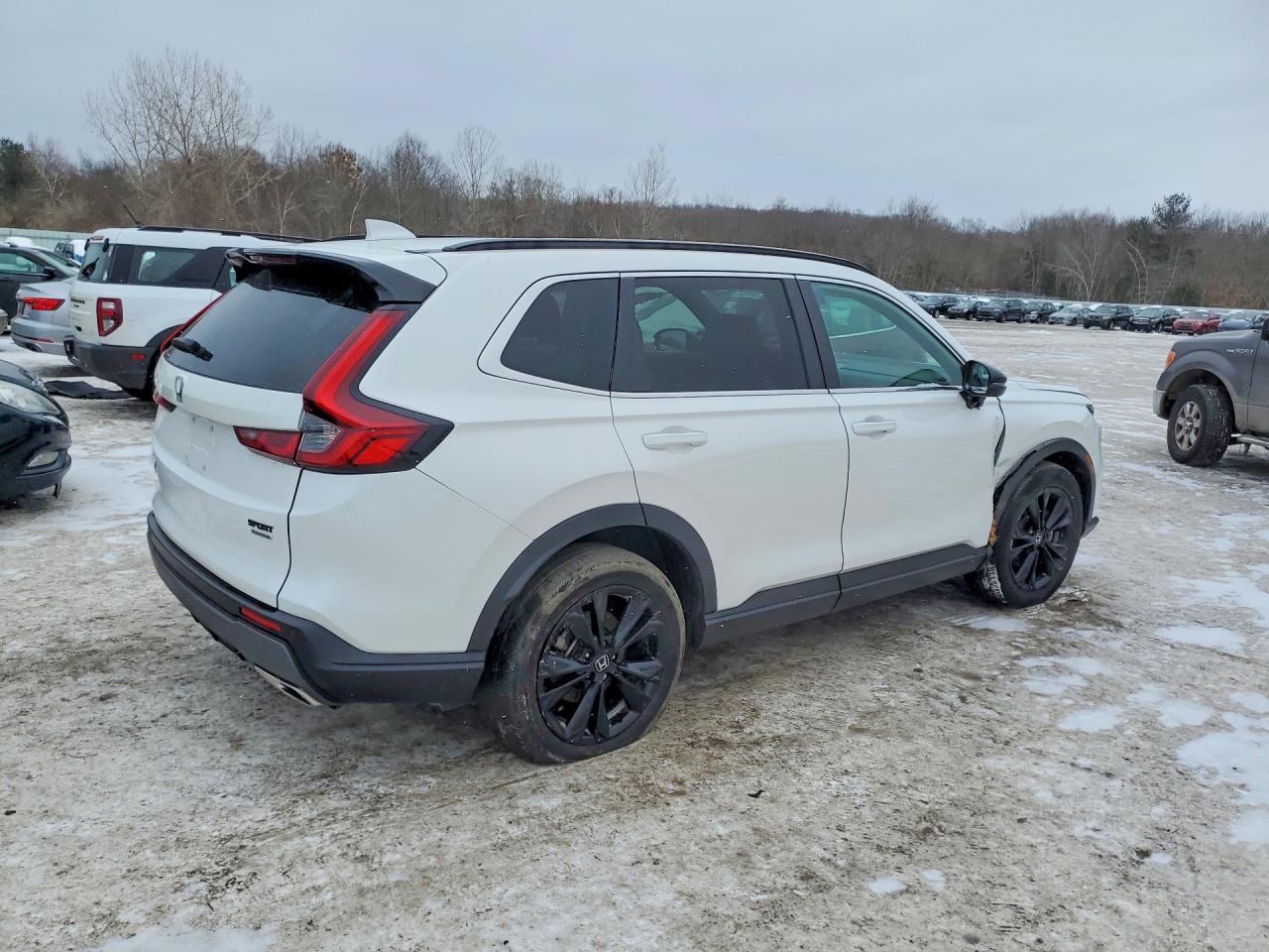 2024 HONDA CR-V SPORT TOURING photo 3