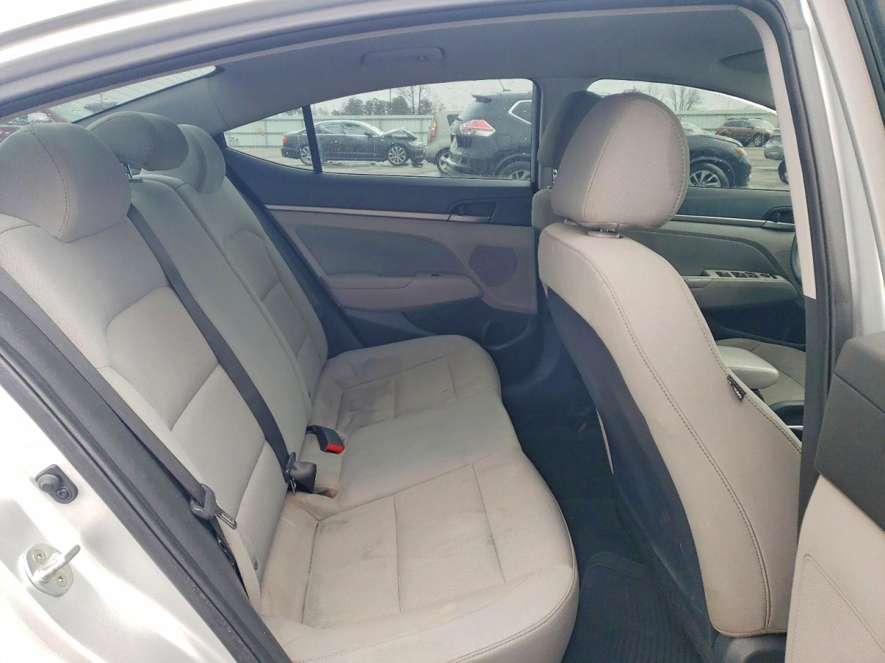 2018 HYUNDAI ELANTRA SEL photo 28