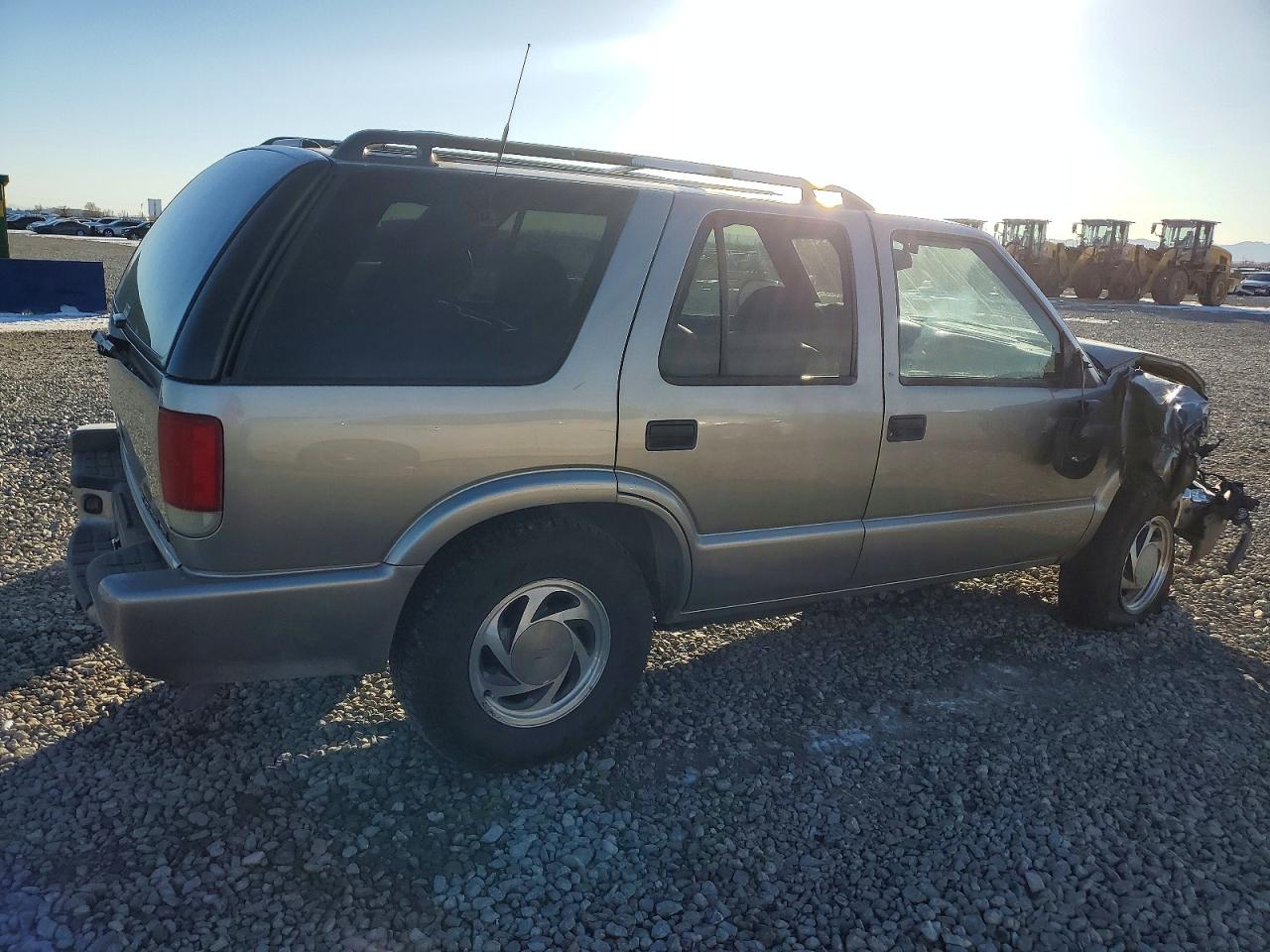 2000 CHEVROLET BLAZER photo 3