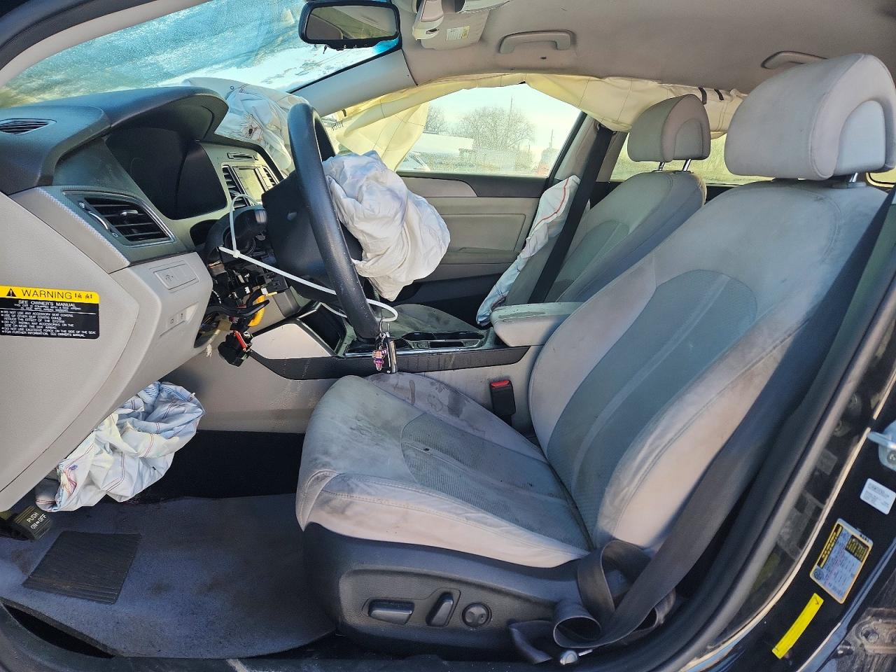 2015 HYUNDAI SONATA SE photo 19
