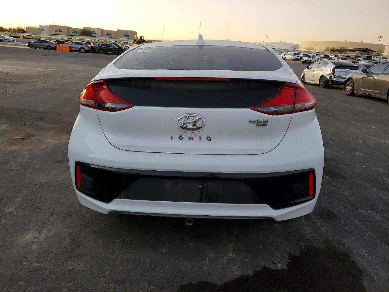2019 HYUNDAI IONIQ BLUE photo 6