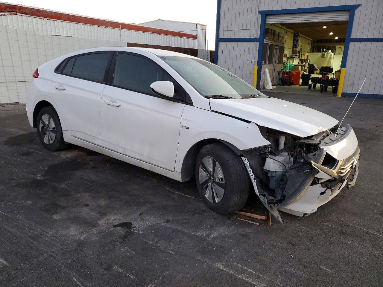 2019 HYUNDAI IONIQ BLUE photo 4