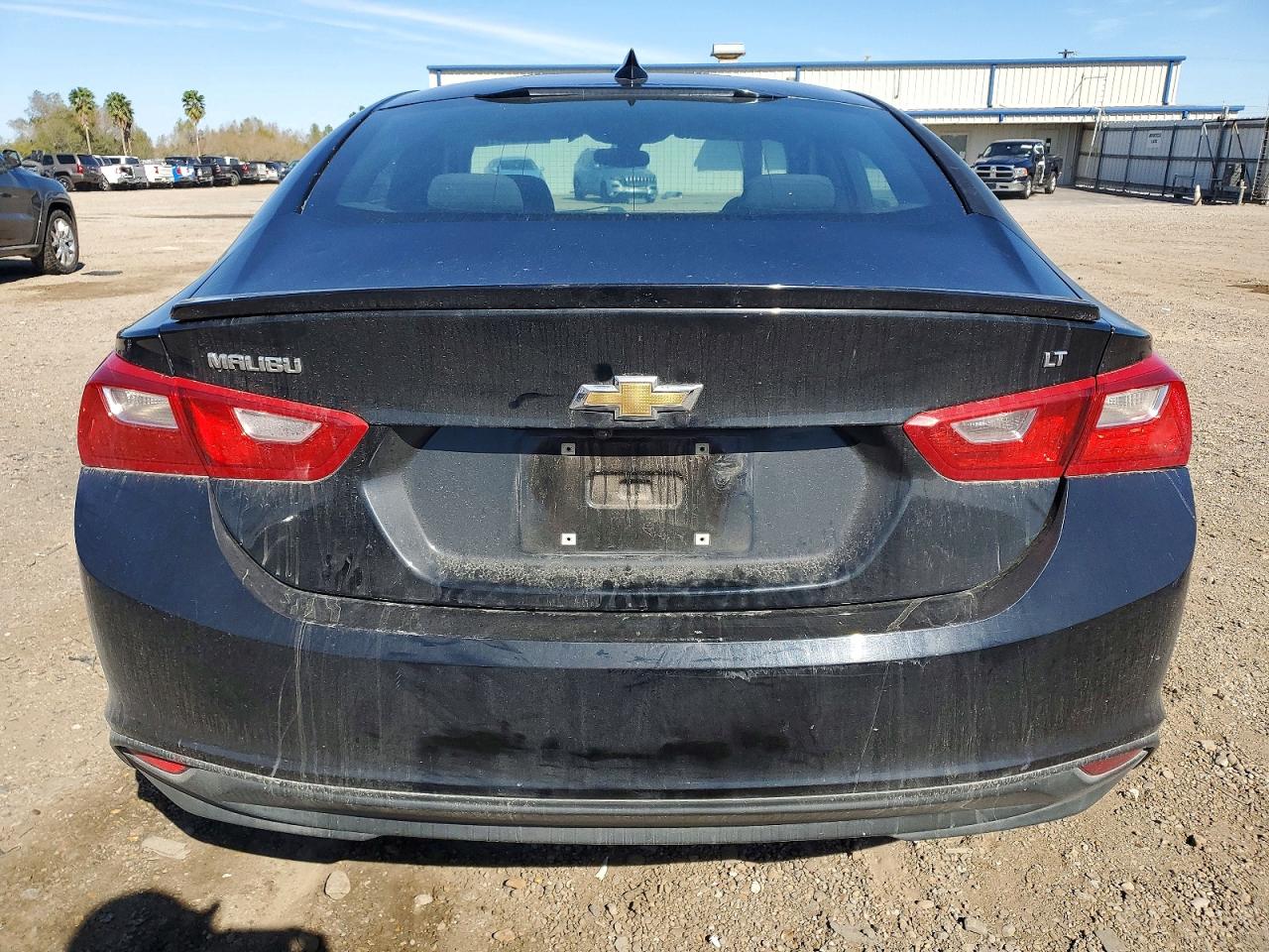 2017 CHEVROLET MALIBU LT photo 16