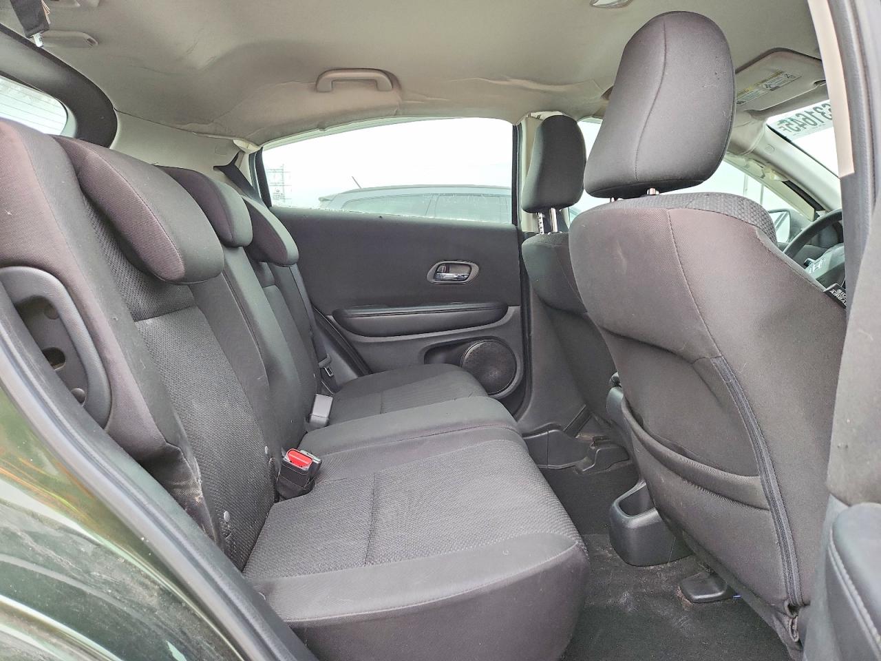 2016 HONDA HR-V LX photo 21
