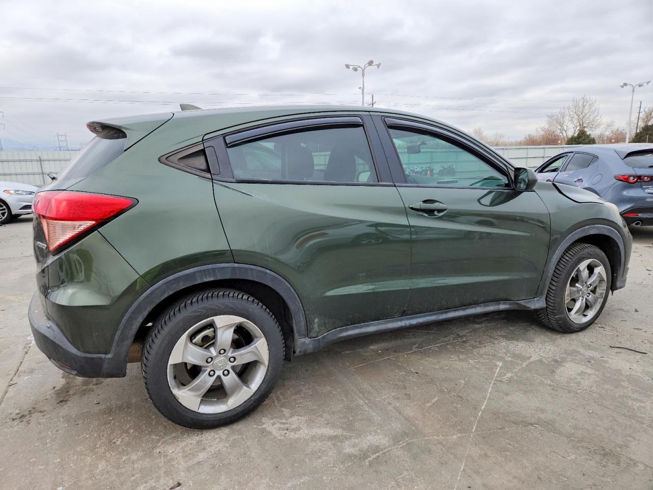 2016 HONDA HR-V LX photo 5