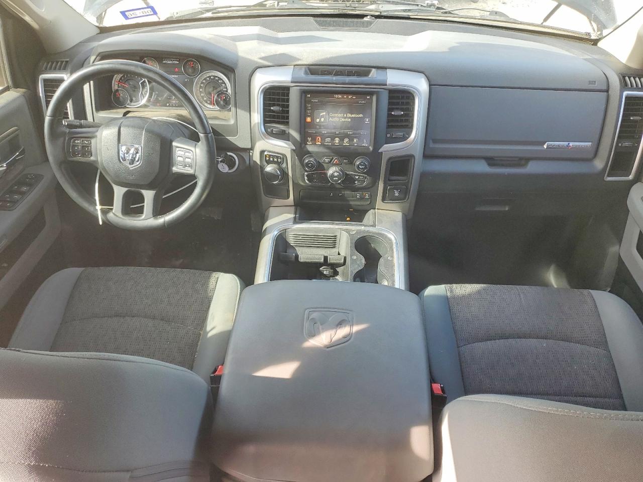 2017 RAM 1500 SLT photo 15