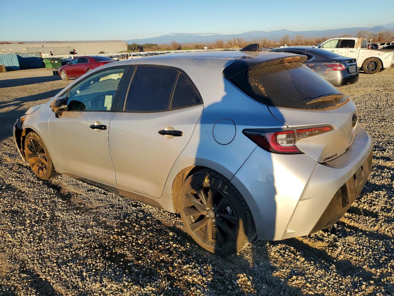 2021 TOYOTA COROLLA SE photo 2