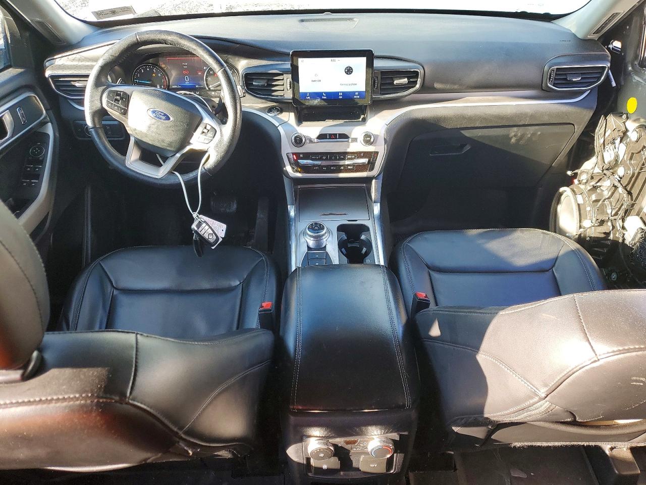 2021 FORD EXPLORER XLT photo 15