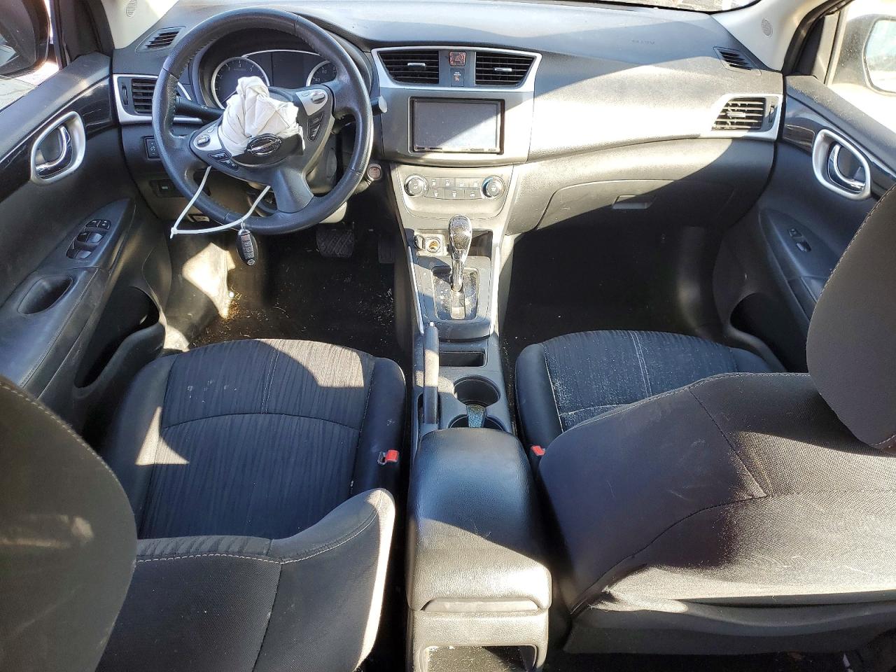 2016 NISSAN SENTRA S photo 8