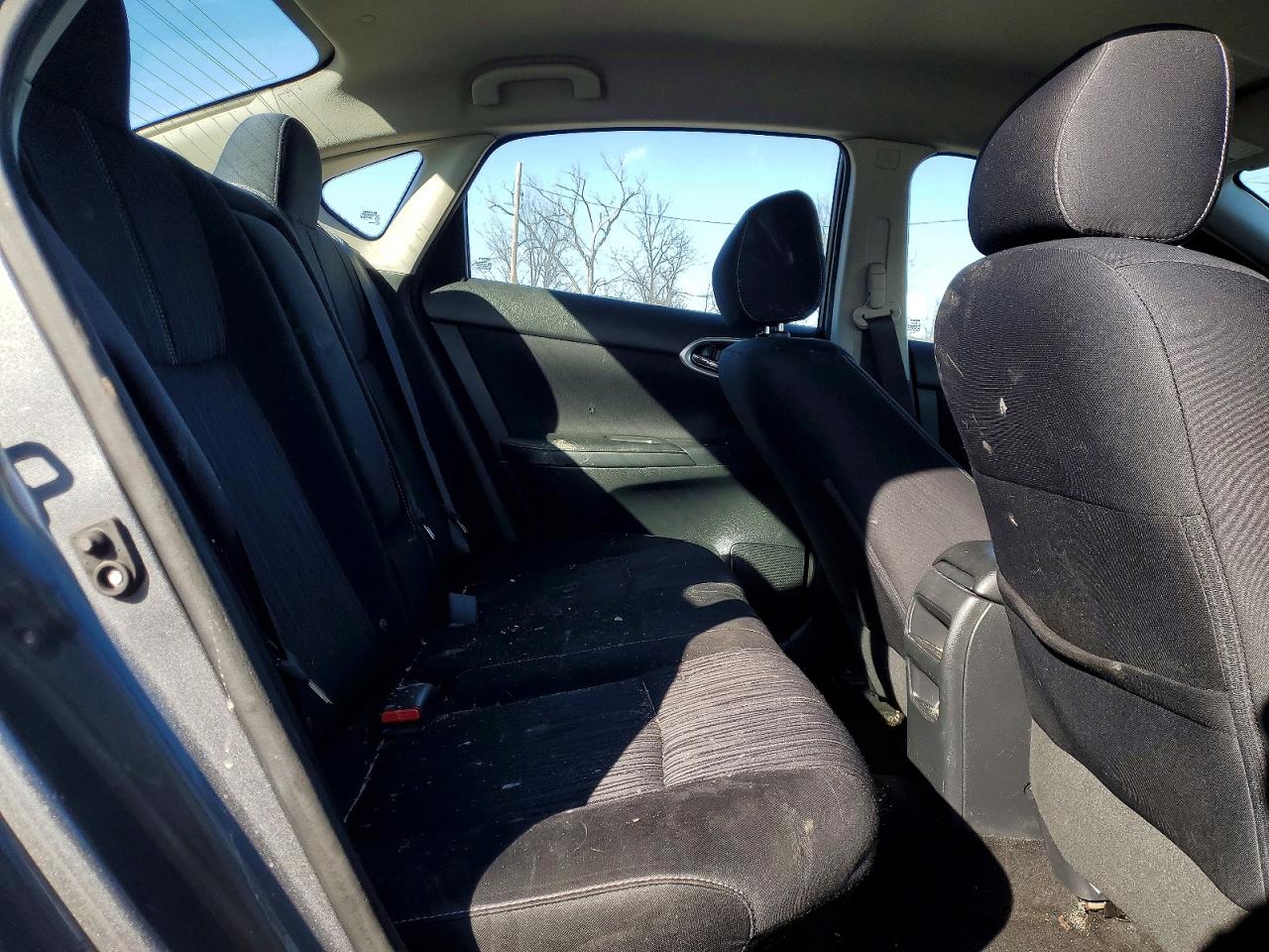 2016 NISSAN SENTRA S photo 10