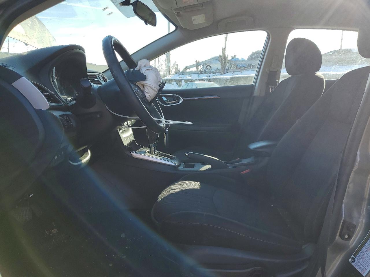2016 NISSAN SENTRA S photo 7