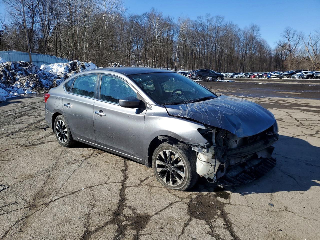 2016 NISSAN SENTRA S photo 4