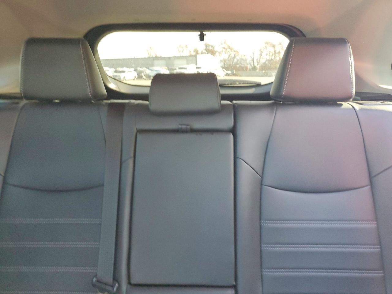 2025 TOYOTA RAV4 XLE PREMIUM photo 10