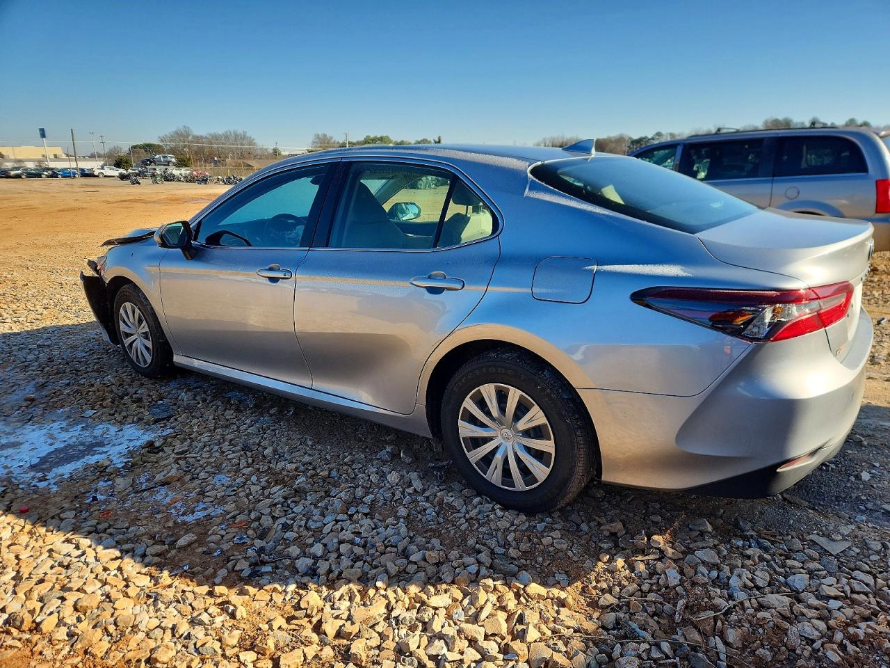 2020 TOYOTA CAMRY BASE photo 2