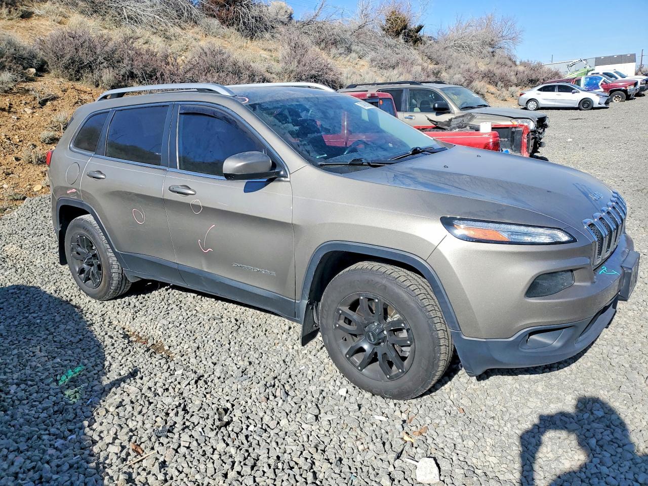 2017 JEEP CHEROKEE LATITUDE photo 4