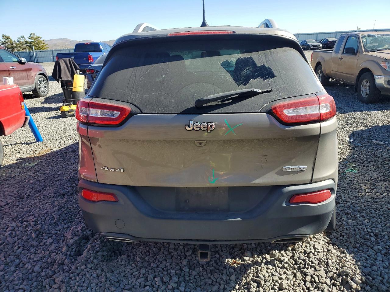 2017 JEEP CHEROKEE LATITUDE photo 6