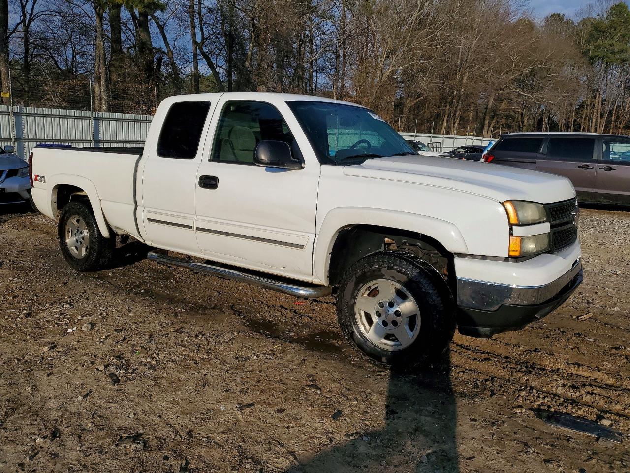 2006 CHEVROLET SILVERADO K1500 photo 7