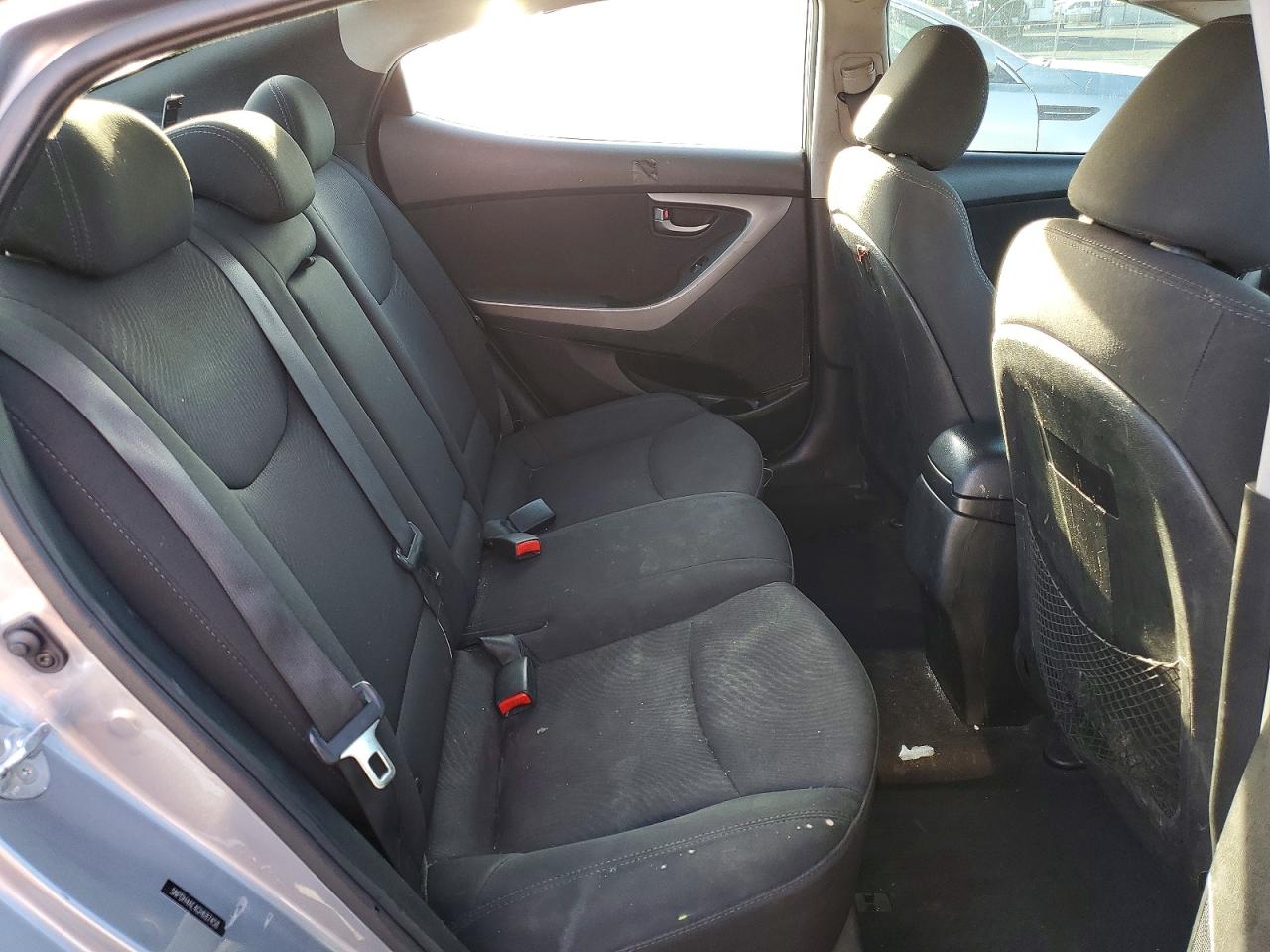 2016 HYUNDAI ELANTRA VALUE EDITION photo 28