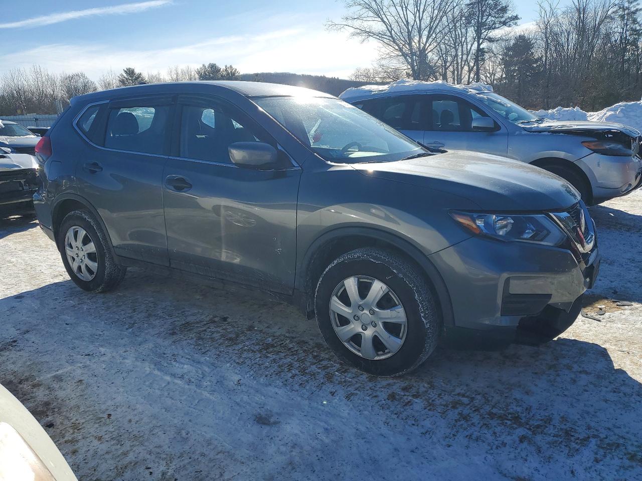 2018 NISSAN ROGUE S photo 7